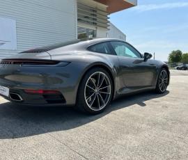Porsche 911 (992)  Carrera 4 
