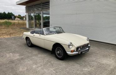 MG B Cabriolet  